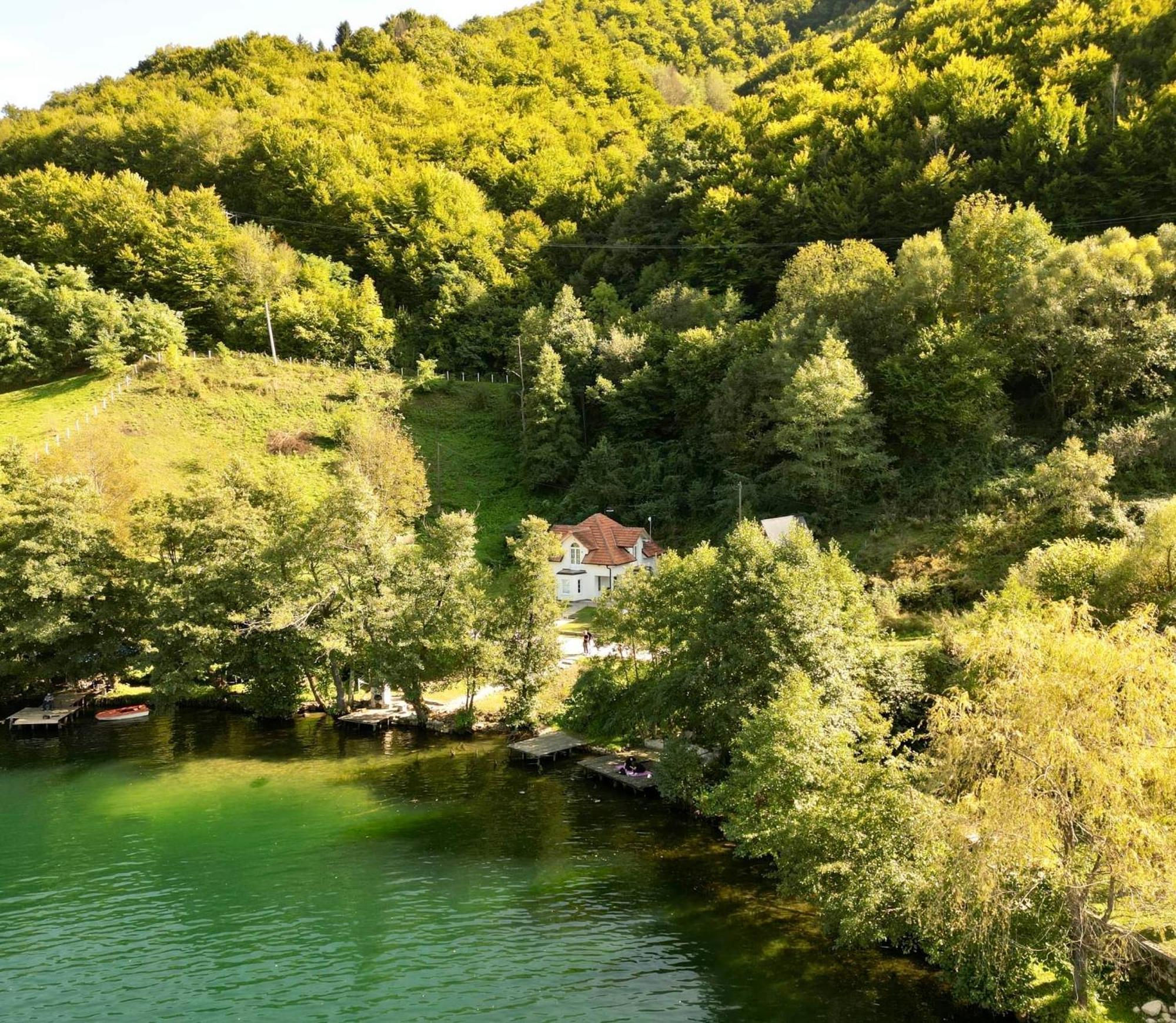 Cobras Plivsko Jezero, Jajce Villa ภายนอก รูปภาพ