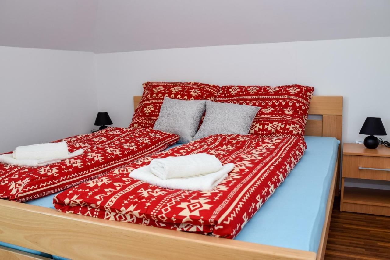 Cobras Plivsko Jezero, Jajce Villa ภายนอก รูปภาพ