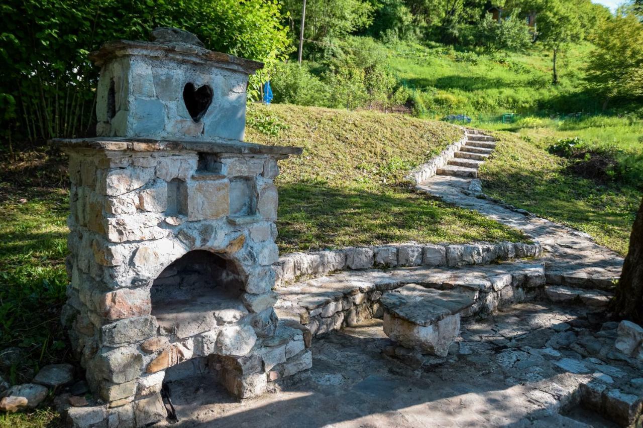 Cobras Plivsko Jezero, Jajce Villa ภายนอก รูปภาพ